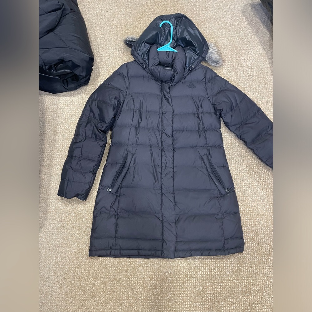 North Face size lg women’s winter coat
